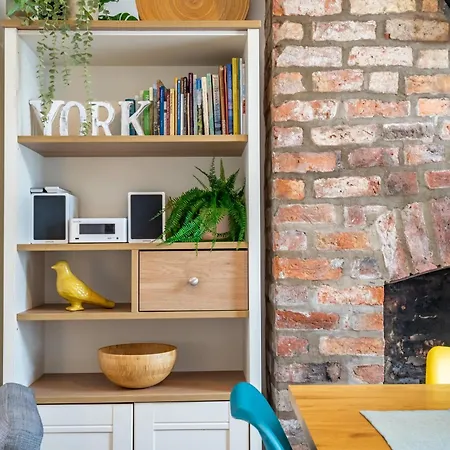 Buckingham Townhouse *